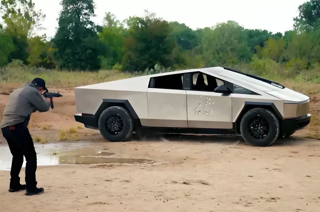 L'US Air Force veut acheter des Cybertrucks pour les détruire avec des missiles